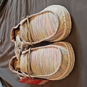 Hey Dude Wendy Sox women's size 8 multicolor spring shades